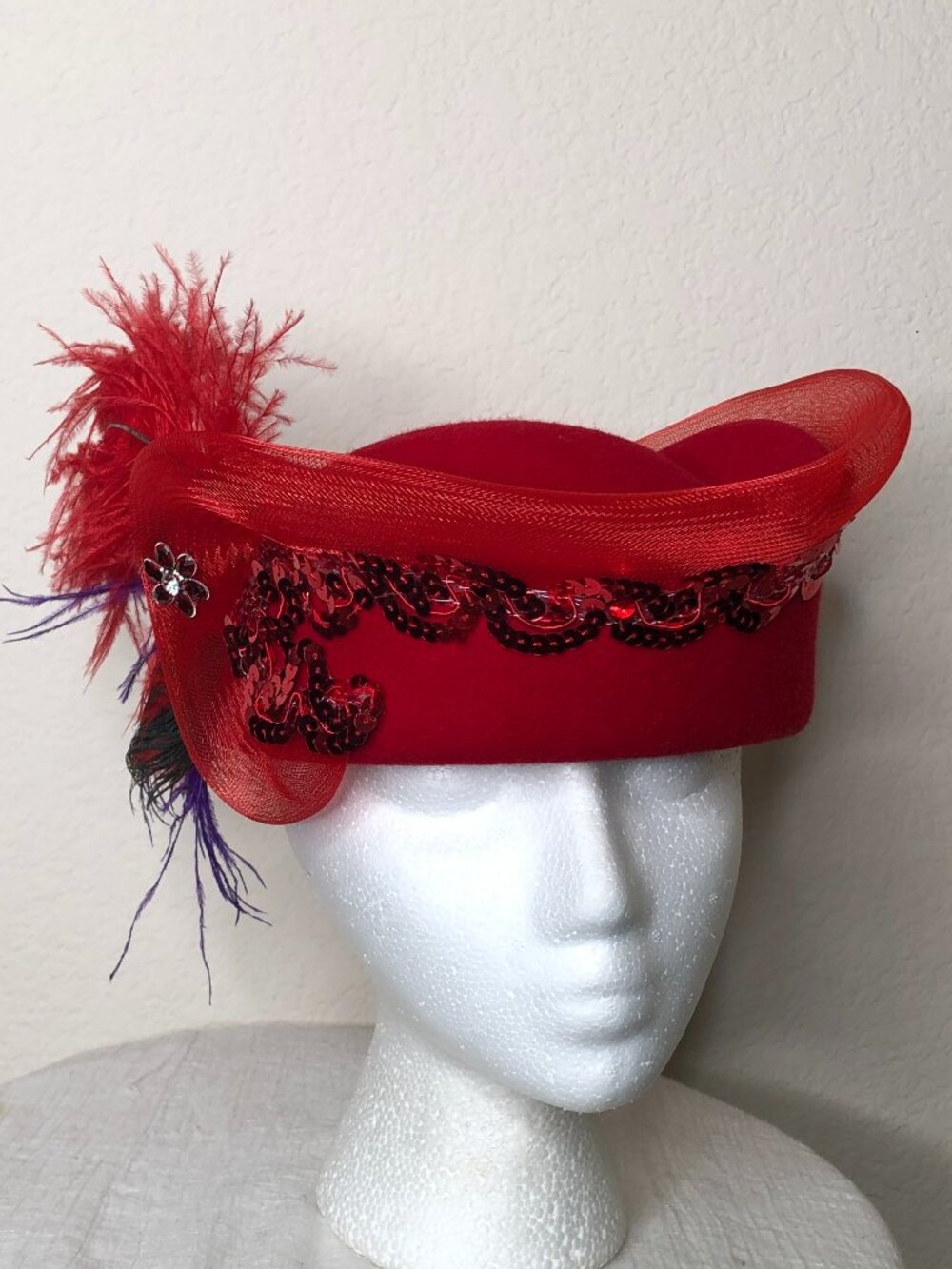 Beautiful, Pre Owned, Vintage Red Hat with Sequins!
